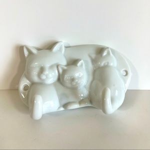 Vintage Ceramic Cat Hooks